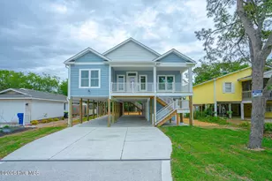 130 NE 32nd St, Oak Island, NC 28465 - Photo 2