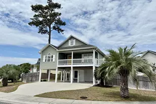 733 Ocracoke Dr, Wilmington, NC 28412 - Photo 2