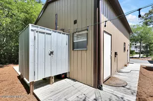 319 NE 42nd St, Oak Island, NC 28465 - Photo 50