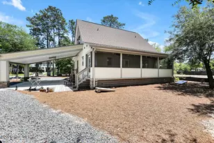 319 NE 42nd St, Oak Island, NC 28465 - Photo 44
