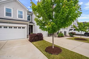 743 Creekway Dr, Fuquay Varina, NC 27526 - Photo 4