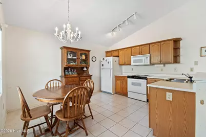 309 Greenville Avenue, Carolina Beach, NC 28428 - Photo 10