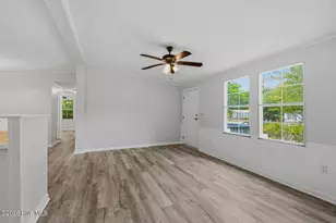 7821 Niffer Ln, Wilmington, NC 28412 - Photo 10