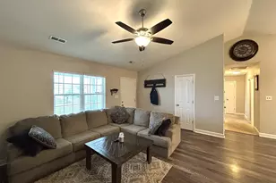 112 Eagle Ridge Dr, Beulaville, NC 28518 - Photo 4