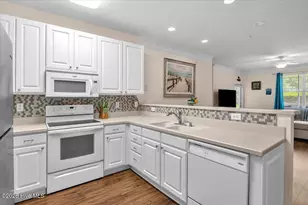 395 S Crow Creek Dr, Calabash, NC 28467 - Photo 12