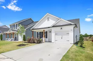 619 Sturgeon St, Smithfield, NC 27577 - Photo 2