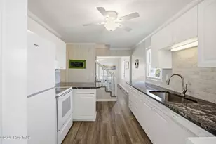 314 Sand Piper Ln, Holden Beach, NC 28462 - Photo 10