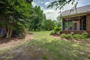 606 Taberna Cir, New Bern, NC 28562 - Photo 12