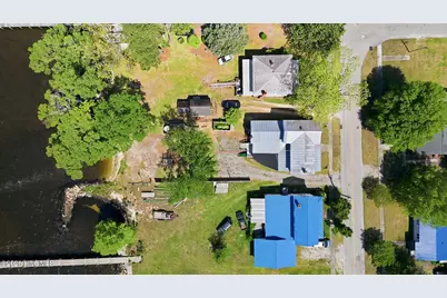 525 N A Street, Bridgeton, NC 28519 - Photo 6
