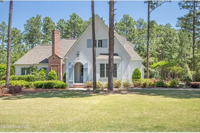 117 Chanticleer Drive, Pinehurst, NC 28374 - Photo 2
