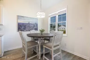 305 Broadleaf Dr, Jacksonville, NC 28546 - Photo 10