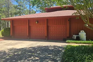 201 Country Club Dr, Elizabeth City, NC 27909 - Photo 4