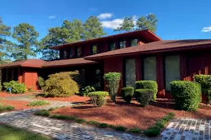 201 Country Club Dr, Elizabeth City, NC 27909 - Photo 2