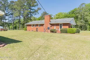 93 Gibson Dairy Rd, Elizabethtown, NC 28337 - Photo 16