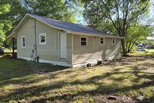 111 8th St, Lilesville, NC 28091 - Photo 2