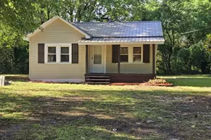 111 8th St, Lilesville, NC 28091 - Photo 1