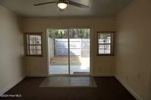 109 Spring Meadow Cir, Jacksonville, NC 28546 - Photo 10