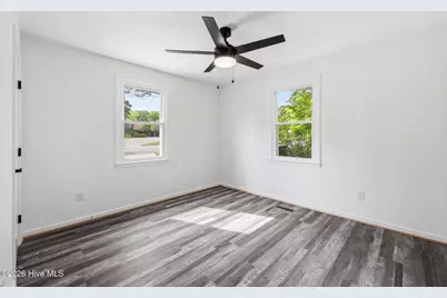910 Simmons Street, New Bern, NC 28560 - Photo 16