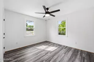 910 Simmons St, New Bern, NC 28560 - Photo 16