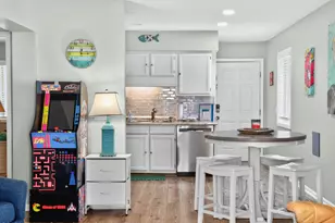 115 Carolina Beach Ave S, Carolina Beach, NC 28428 - Photo 8