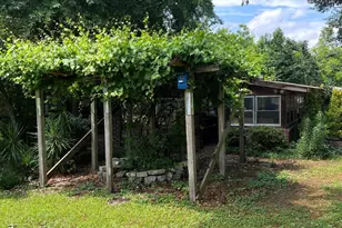 609 Robeson Ave, Lake Waccamaw, NC 28450 - Photo 56