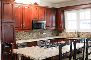 609 Robeson Ave, Lake Waccamaw, NC 28450 - Photo 12