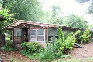 609 Robeson Ave, Lake Waccamaw, NC 28450 - Photo 40