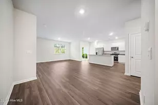 1305 Clendon Cir, Leland, NC 28451 - Photo 8