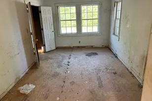 321 Pine St, Kinston, NC 28501 - Photo 4