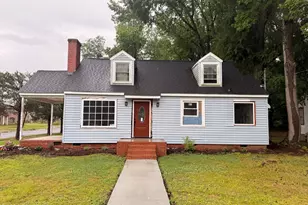 315 Woodlawn Dr, Kinston, NC 28501 - Photo 1