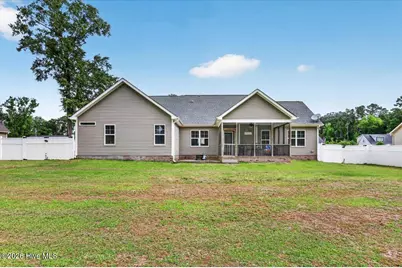 110 Barringer Drive, La Grange, NC 28551 - Photo 8