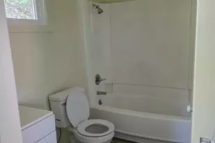 113 Cedar St, Rocky Mount, NC 27803 - Photo 10