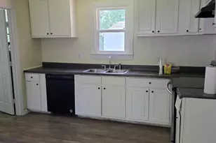 113 Cedar St, Rocky Mount, NC 27803 - Photo 8