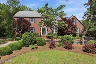 2406 Harbor Island Rd, New Bern, NC 28562 - Photo 1