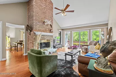 518 Chadwick Shores Drive, Sneads Ferry, NC 28460 - Photo 10