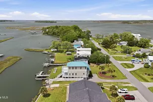 113 Cedar Ln, Cedar Point, NC 28584 - Photo 14