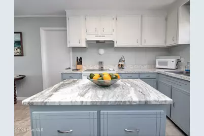 461 E Third Street, Ocean Isle Beach, NC 28469 - Photo 32
