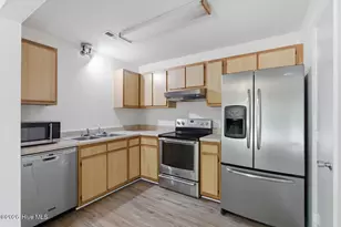 200 E Cameron Ct, Jacksonville, NC 28546 - Photo 10