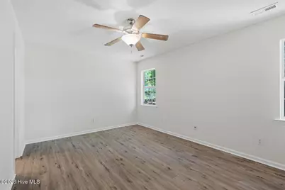 200 E Cameron Court, Jacksonville, NC 28546 - Photo 18