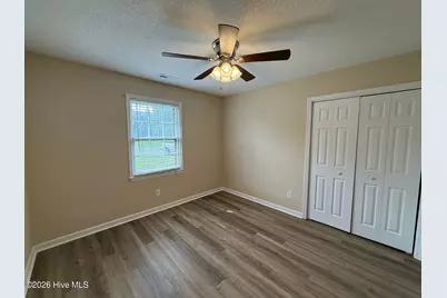 315 W Frances Street, Jacksonville, NC 28546 - Photo 6