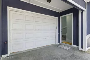 1412 Canal Dr, Carolina Beach, NC 28428 - Photo 4