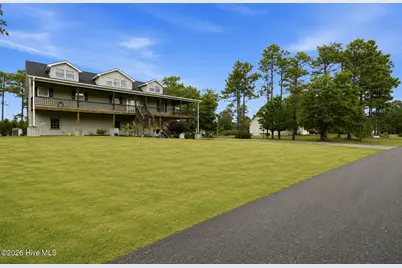 354 W South Shore Drive, Southport, NC 28461 - Photo 2