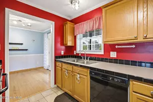 354 W South Shore Dr, Southport, NC 28461 - Photo 16