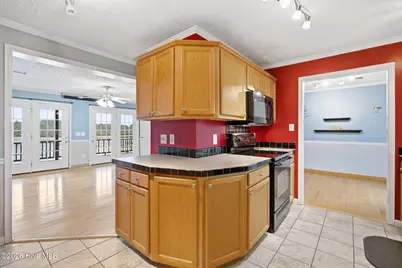 354 W South Shore Drive, Southport, NC 28461 - Photo 18