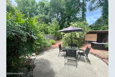 106 W Berkshire Road, Greenville, NC 27858 - Photo 34
