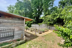 106 W Berkshire Rd, Greenville, NC 27858 - Photo 38