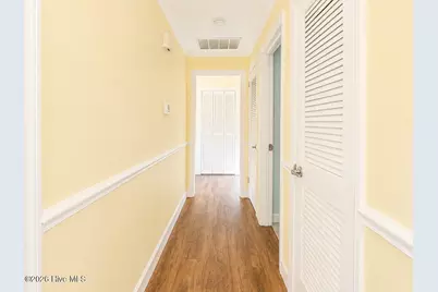 305 Lakeview Avenue, Lake Waccamaw, NC 28450 - Photo 22