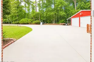 305 Lakeview Ave, Lake Waccamaw, NC 28450 - Photo 44