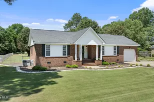 105 Newsome Rd, Goldsboro, NC 27534 - Photo 2