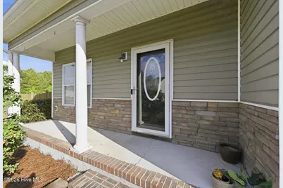 113 Sunny Point Drive, Richlands, NC 28574 - Photo 6